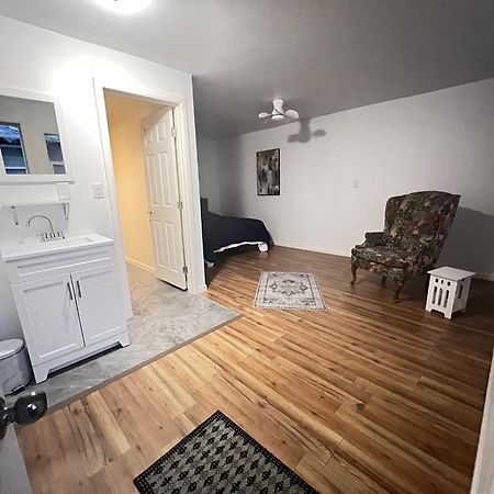 Littlebetty'S Landingpad Otel Torrance Dış mekan fotoğraf